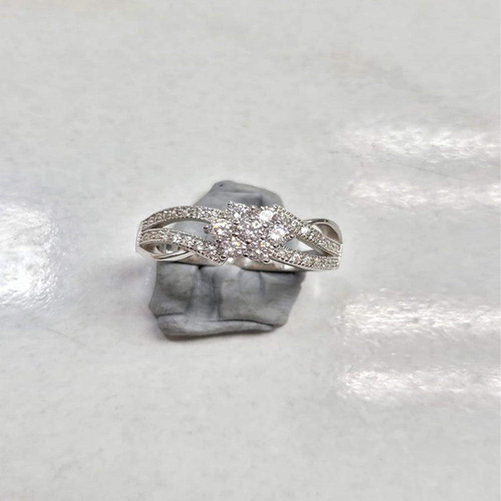 925 STERLING SILVER  FLOWER RING