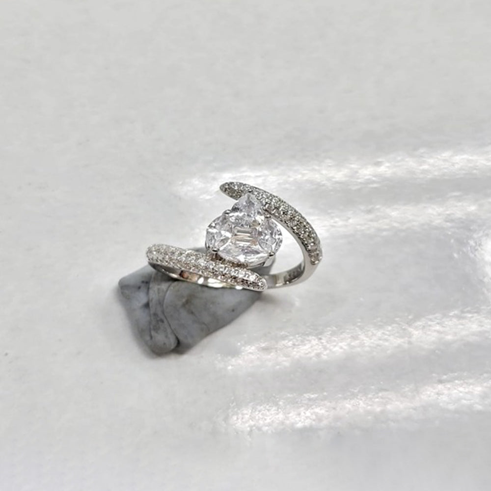925 sterling silver empress elevated solitaire ring