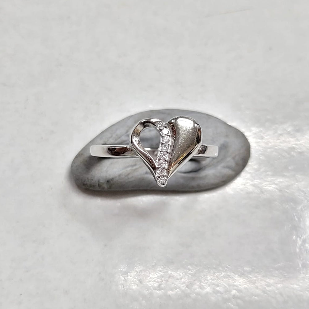 925 Silver heart Zircon Ring