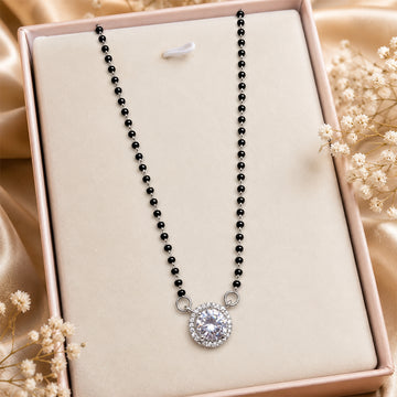 Modern ,Minimalist style mangalsutra