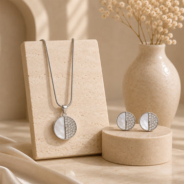 ivory Elegance circle  pendant set