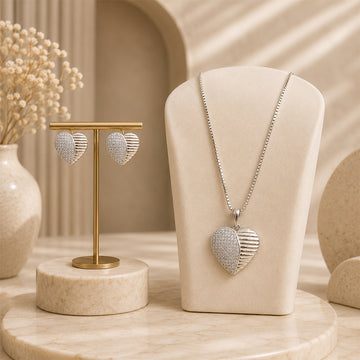 Elegant Heart Pendant Necklace set in silver 925